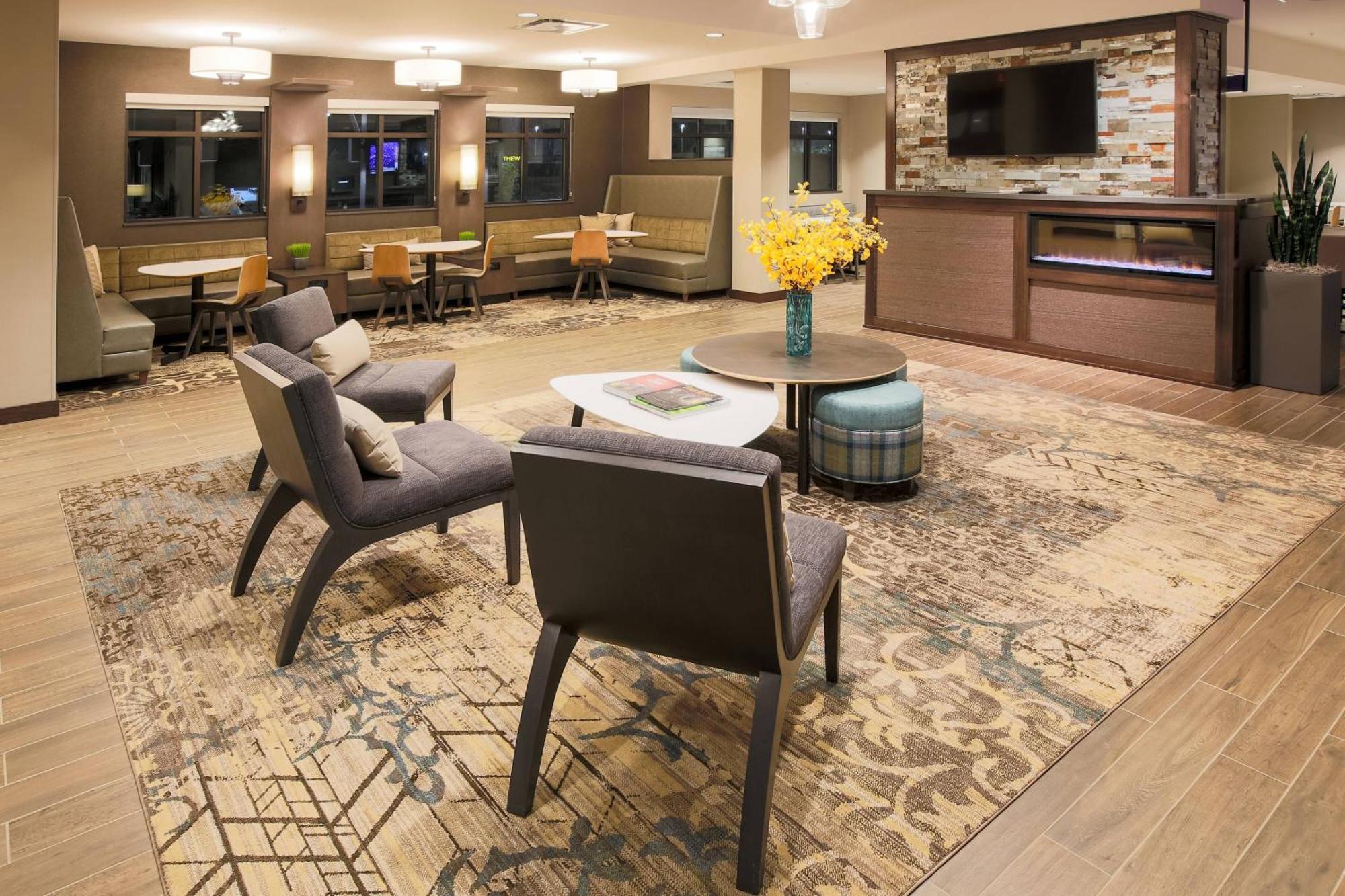 Residence Inn By Marriott Louisville East/Oxmoor Экстерьер фото