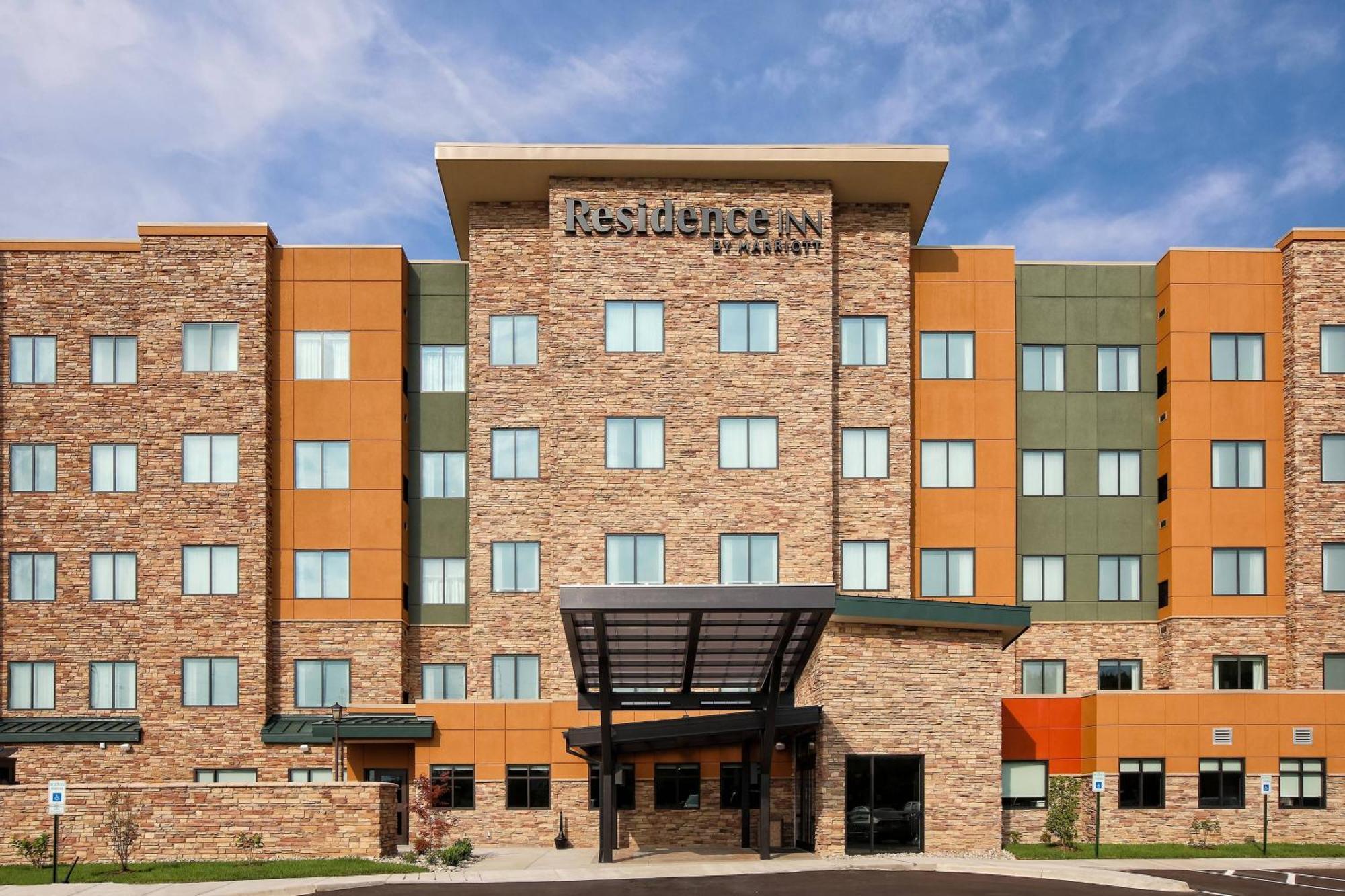 Residence Inn By Marriott Louisville East/Oxmoor Экстерьер фото
